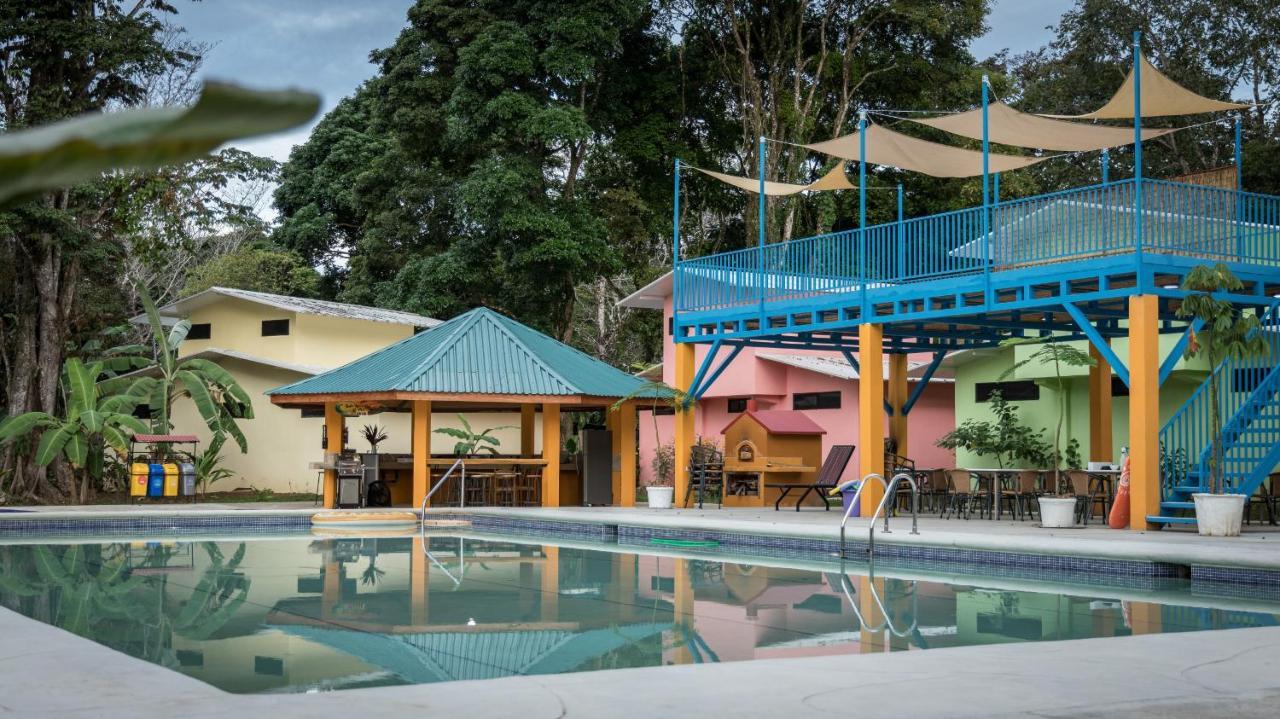 Puerto Viejo Club, Villas & Pool Puerto Viejo de Talamanca Bagian luar foto